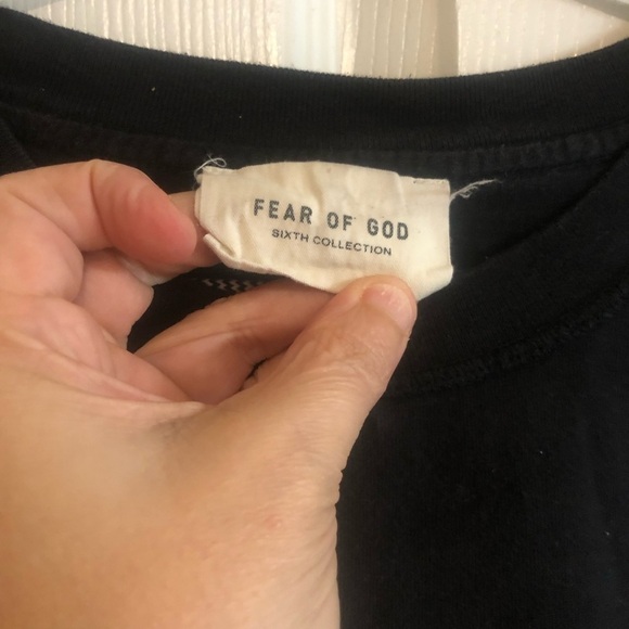Fear of God 6th collection short sleeve size small holographic tshirt - Picture 4 of 16
